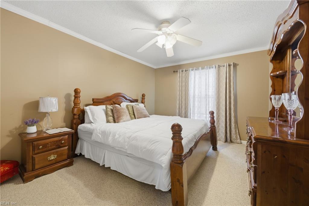 308 Meadow CIR
