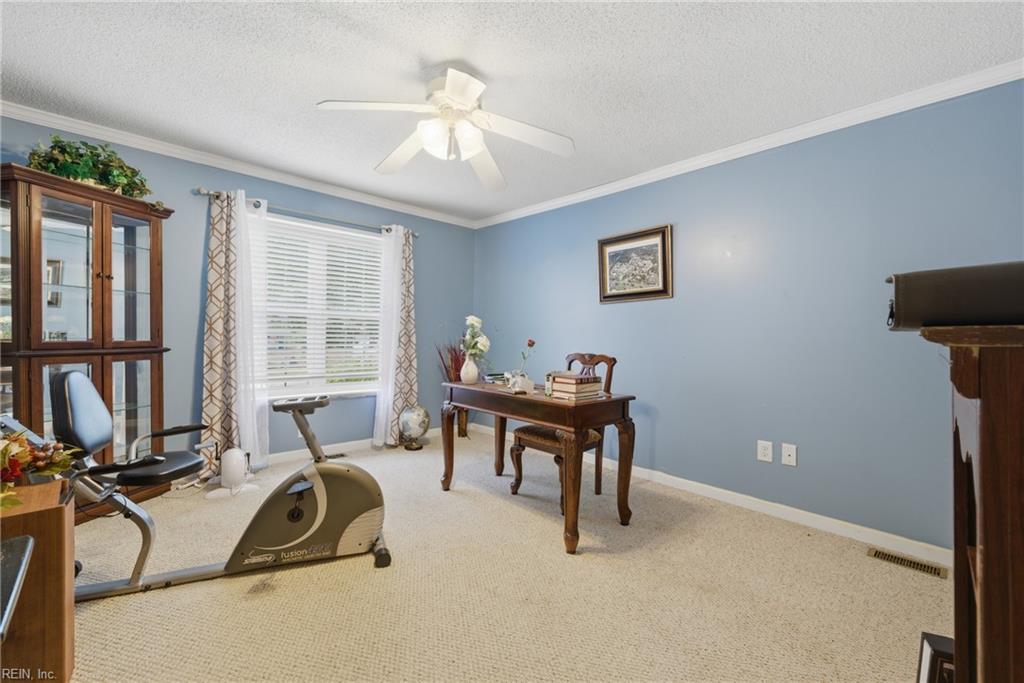 308 Meadow CIR