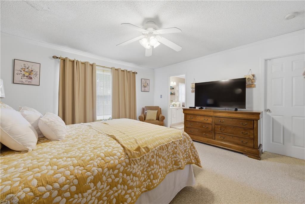 308 Meadow CIR