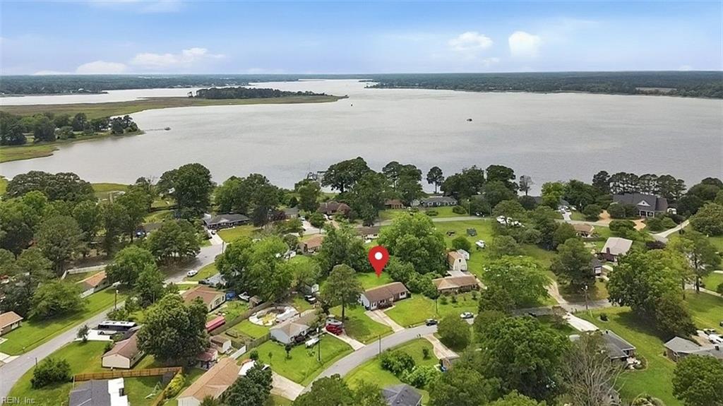 2625 N Nansemond DR