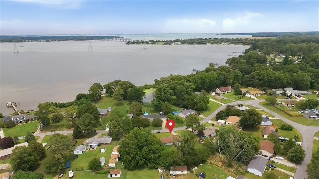 2625 N Nansemond DR