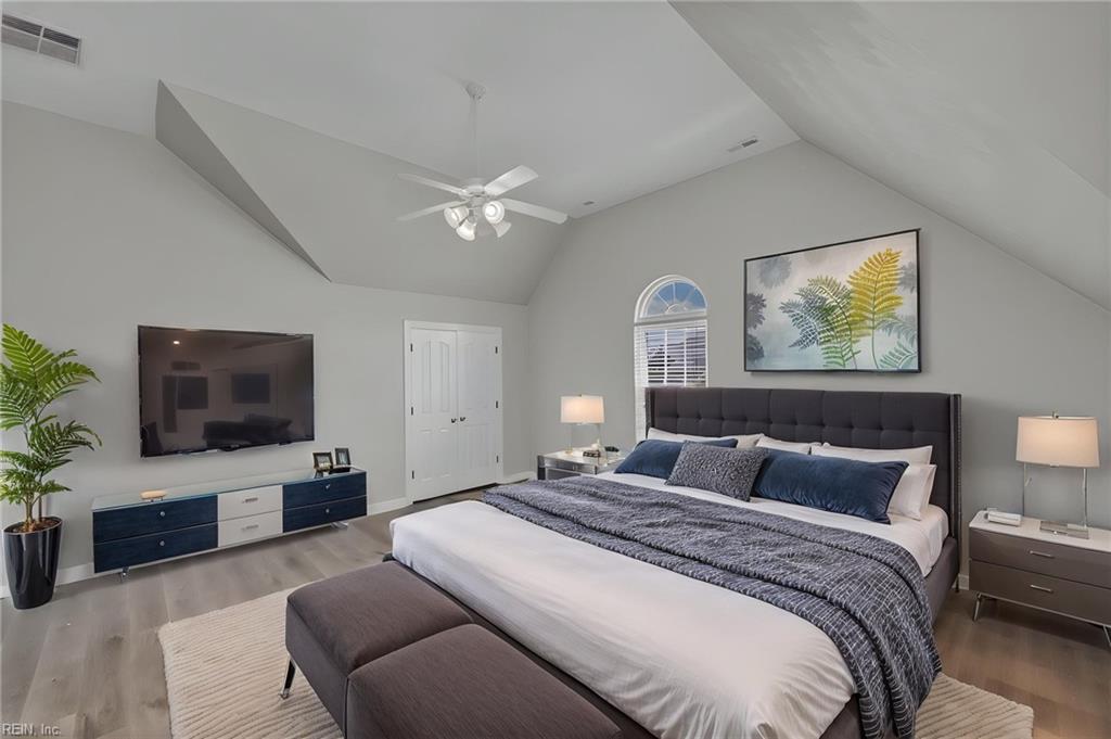 404 Vespasian CIR
