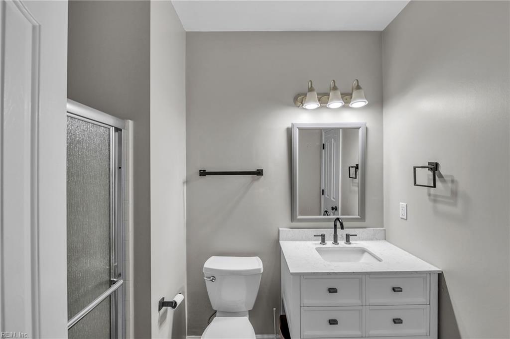 404 Vespasian CIR