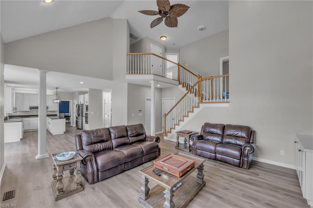 404 Vespasian CIR