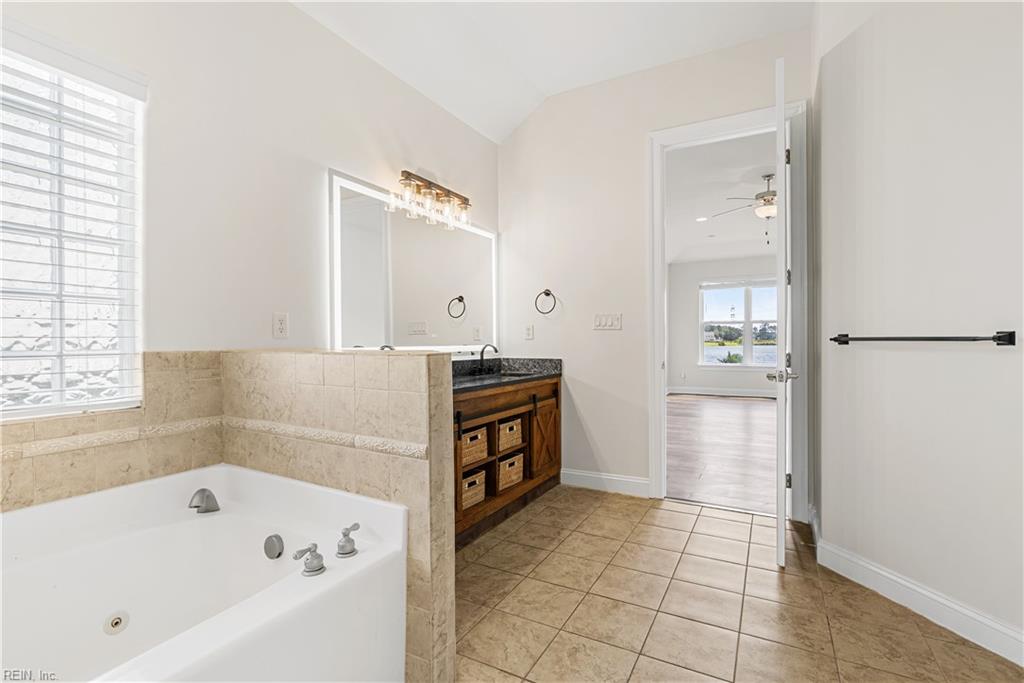1403 Rotunda AVE