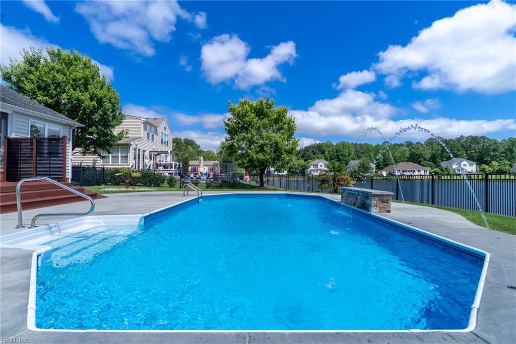 1403 Rotunda AVE