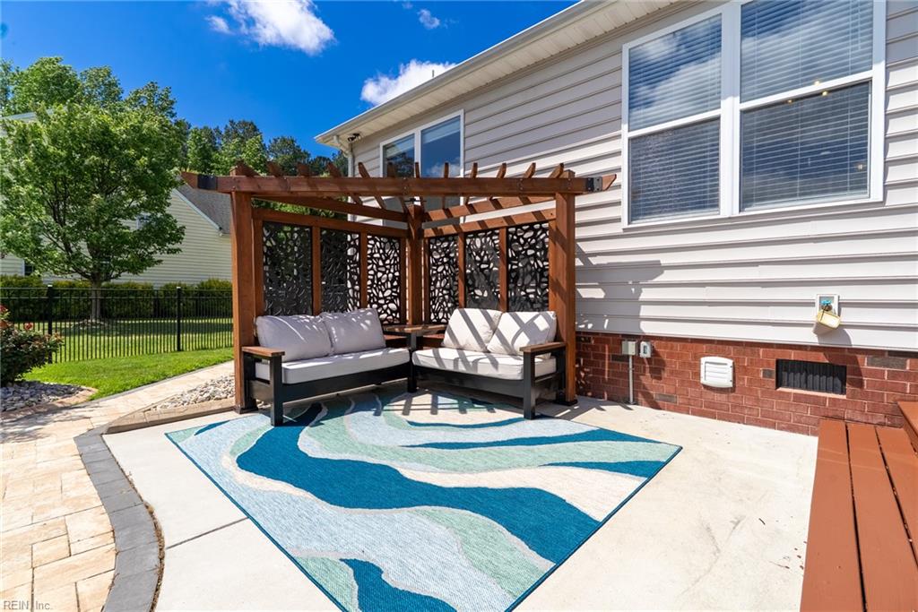 1403 Rotunda AVE