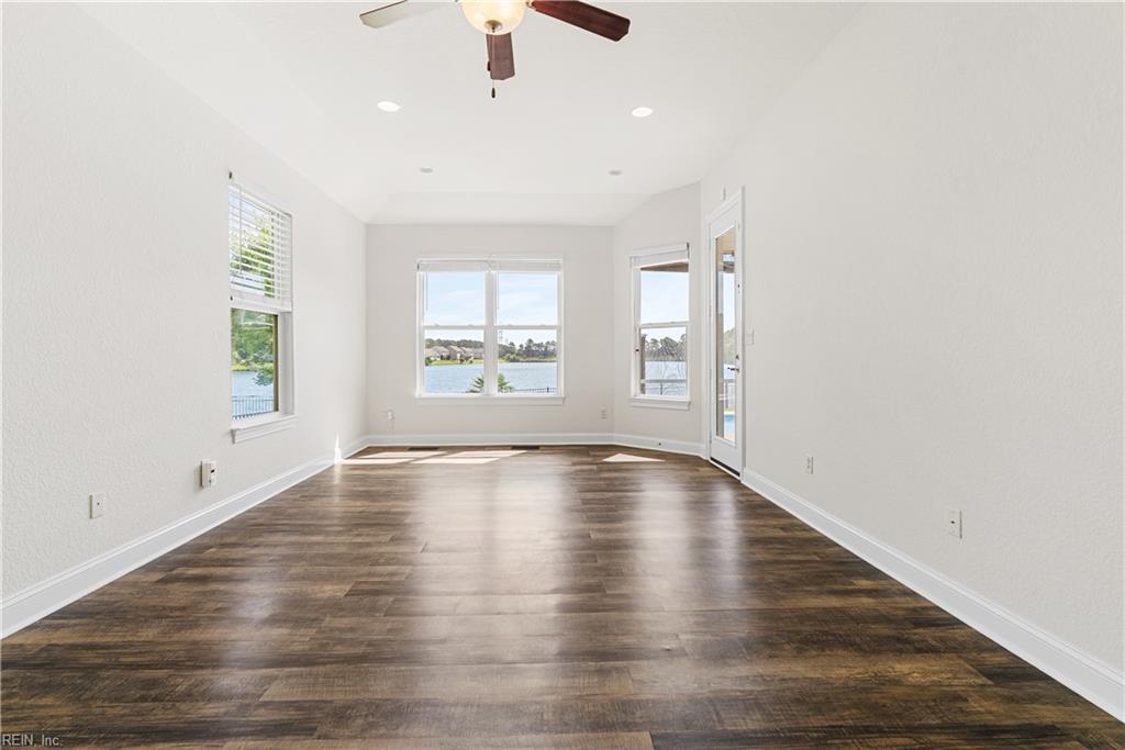 1403 Rotunda AVE