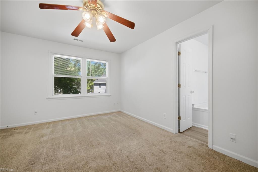 1113 Crystalwood CIR