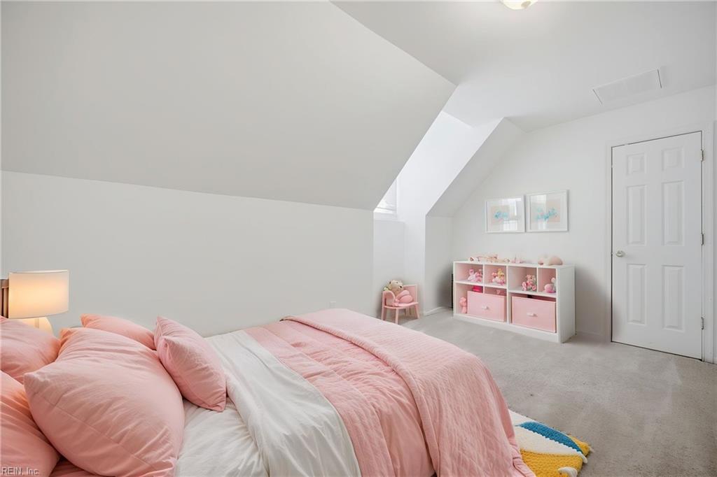 1113 Crystalwood CIR