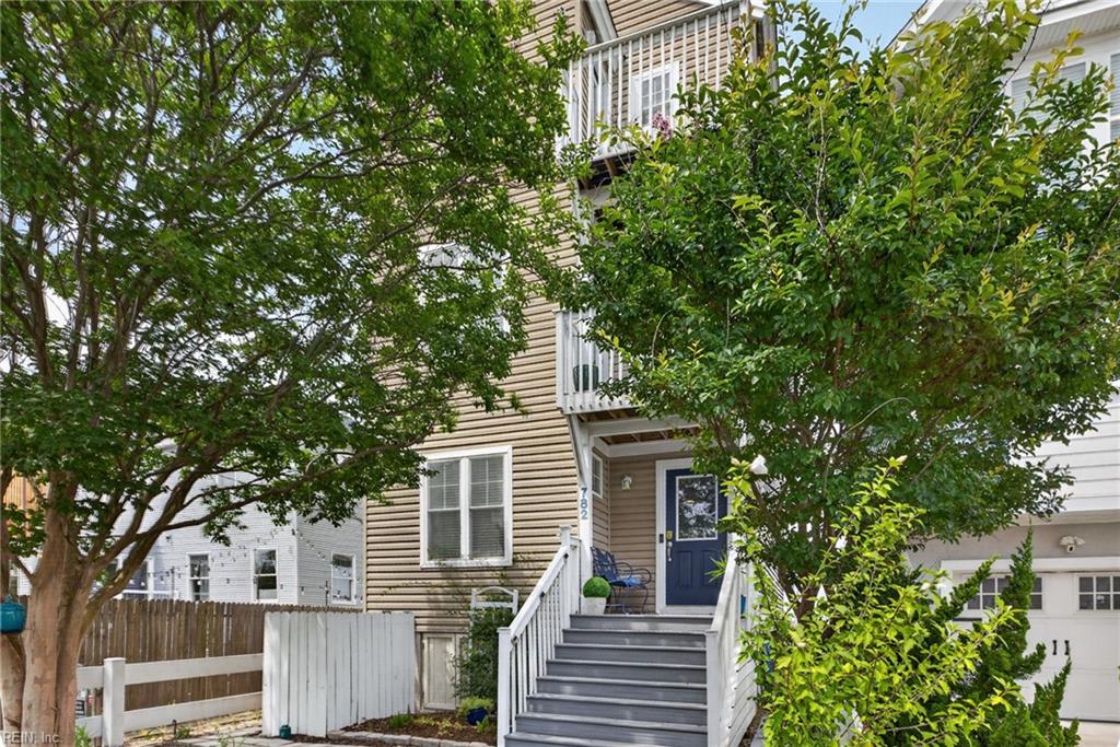 782 W Ocean View AVE