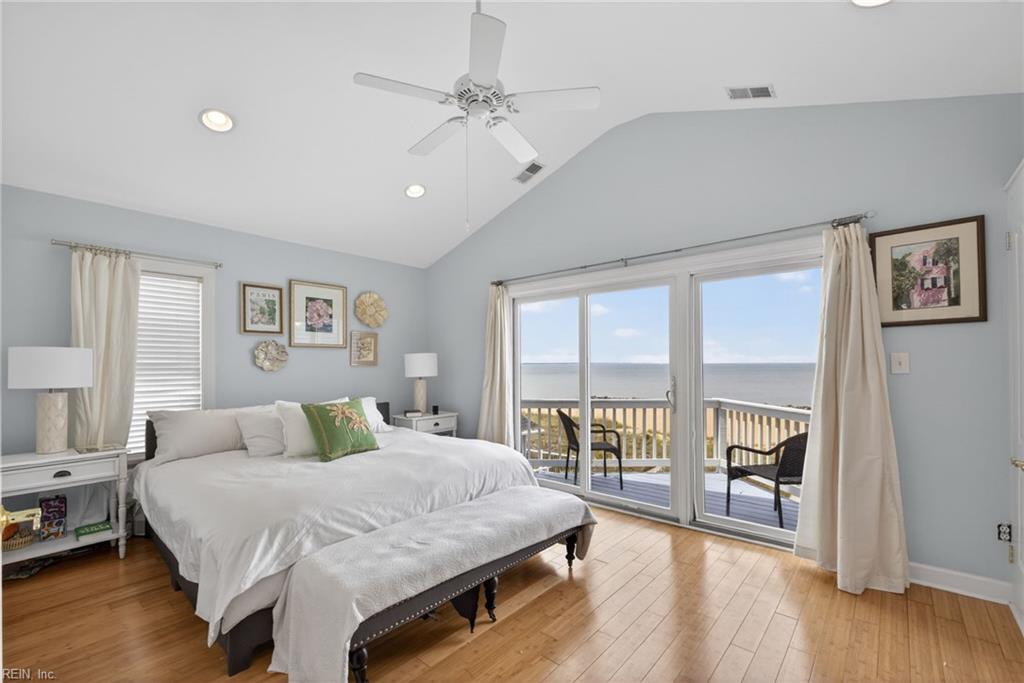 782 W Ocean View AVE