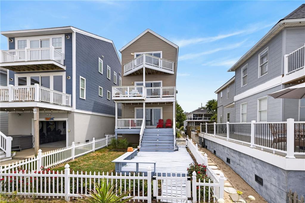 782 W Ocean View AVE