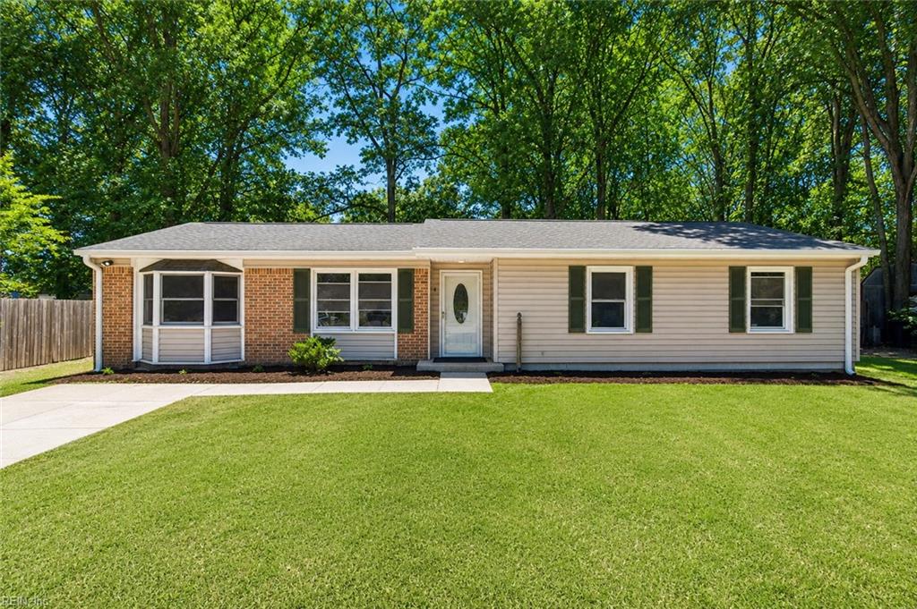 4 Two Oaks CT
