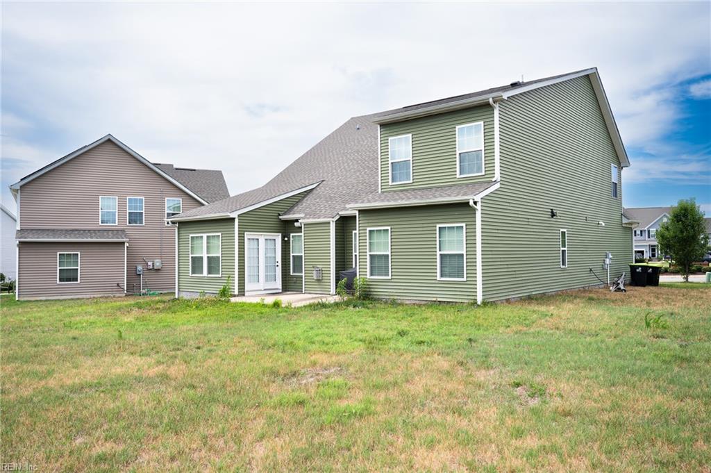 217 Farmington PL