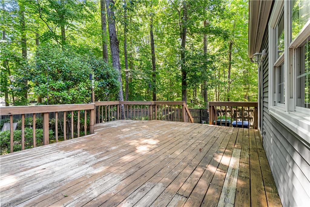 150 Hidden Lake PL
