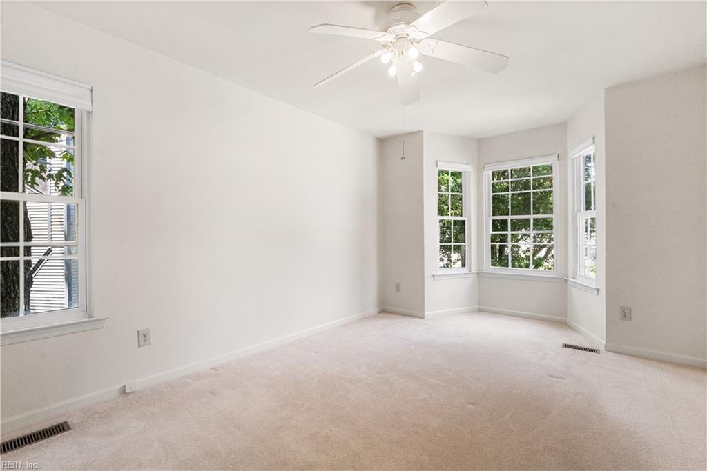 150 Hidden Lake PL
