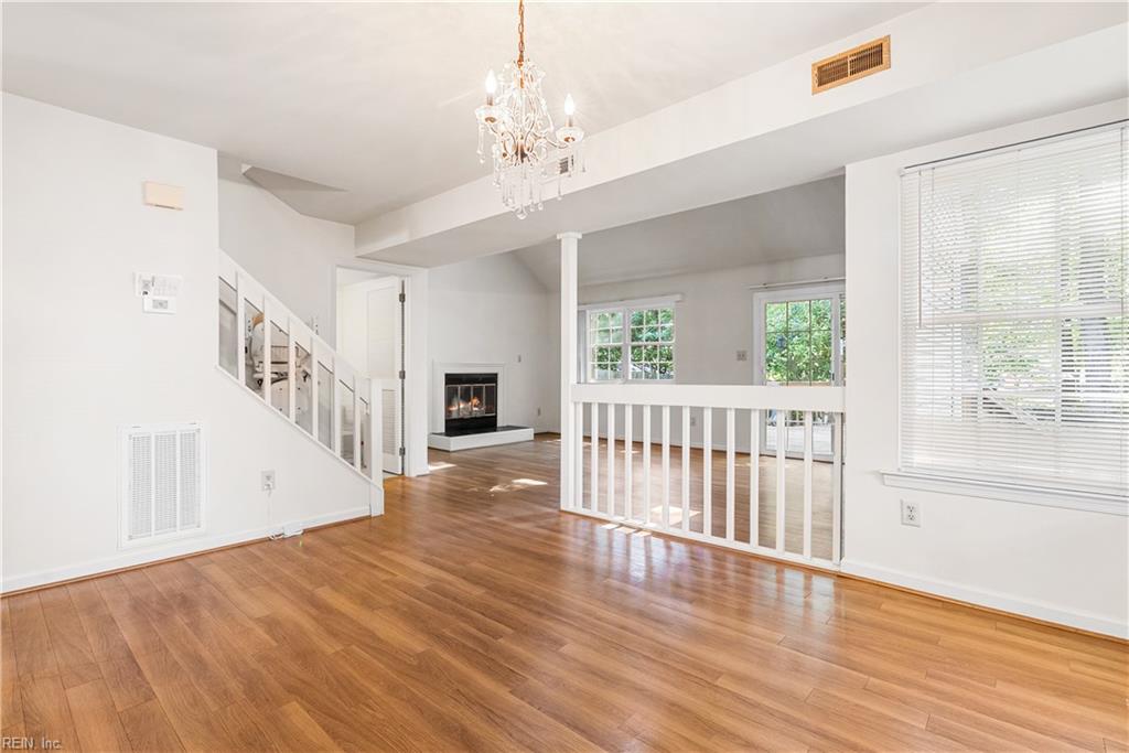 150 Hidden Lake PL