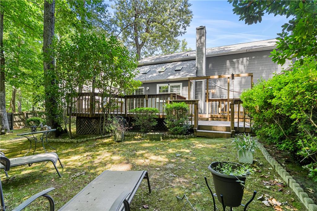150 Hidden Lake PL