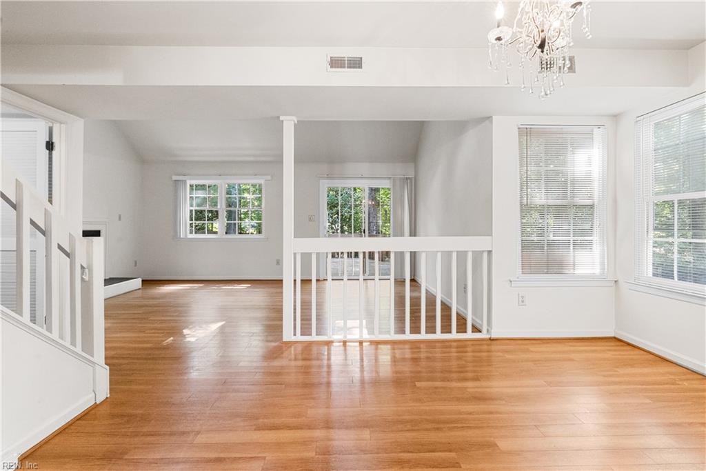 150 Hidden Lake PL