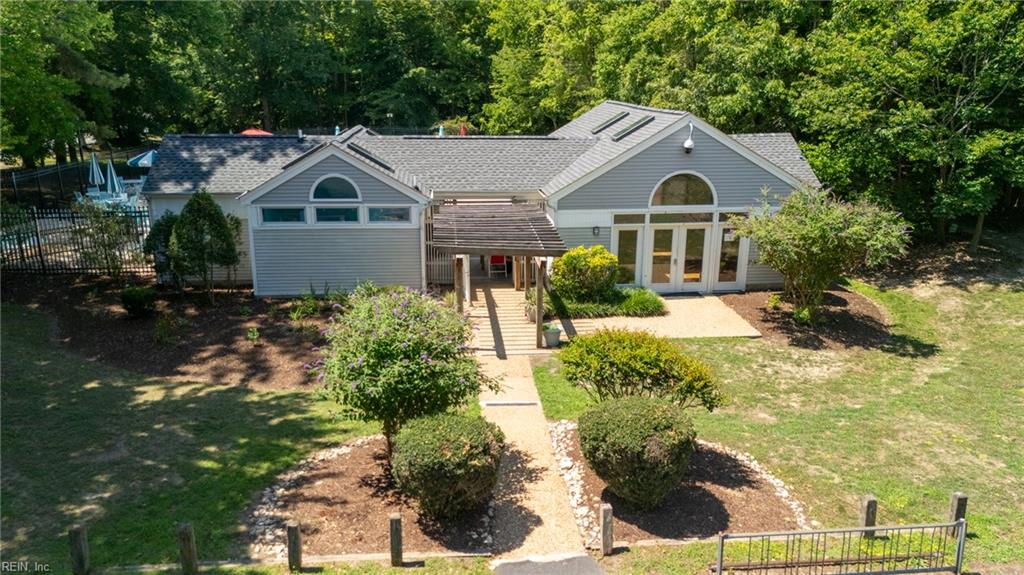 150 Hidden Lake PL