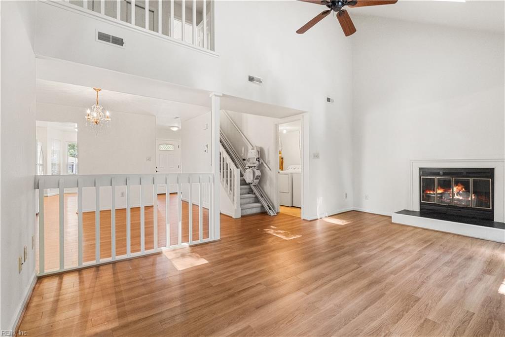 150 Hidden Lake PL