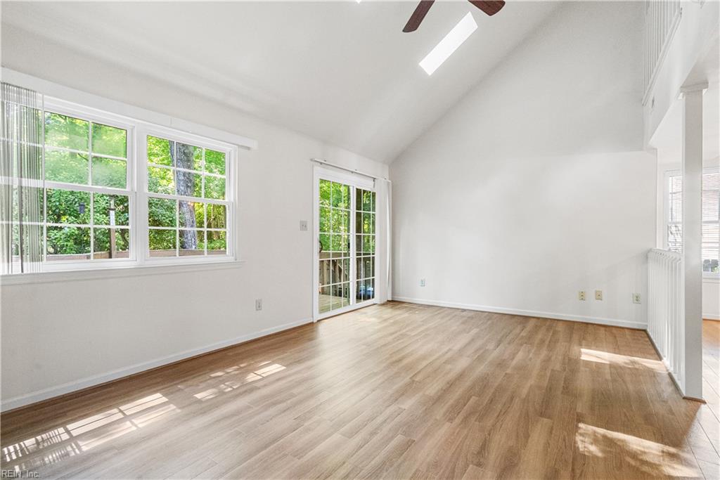 150 Hidden Lake PL
