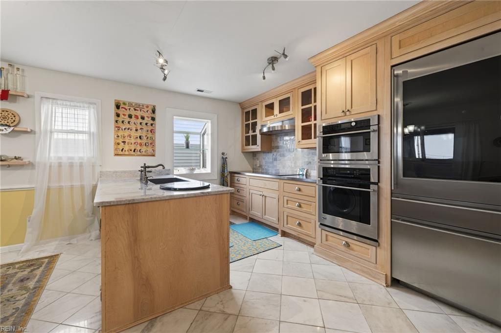 600 W Ocean View AVE C