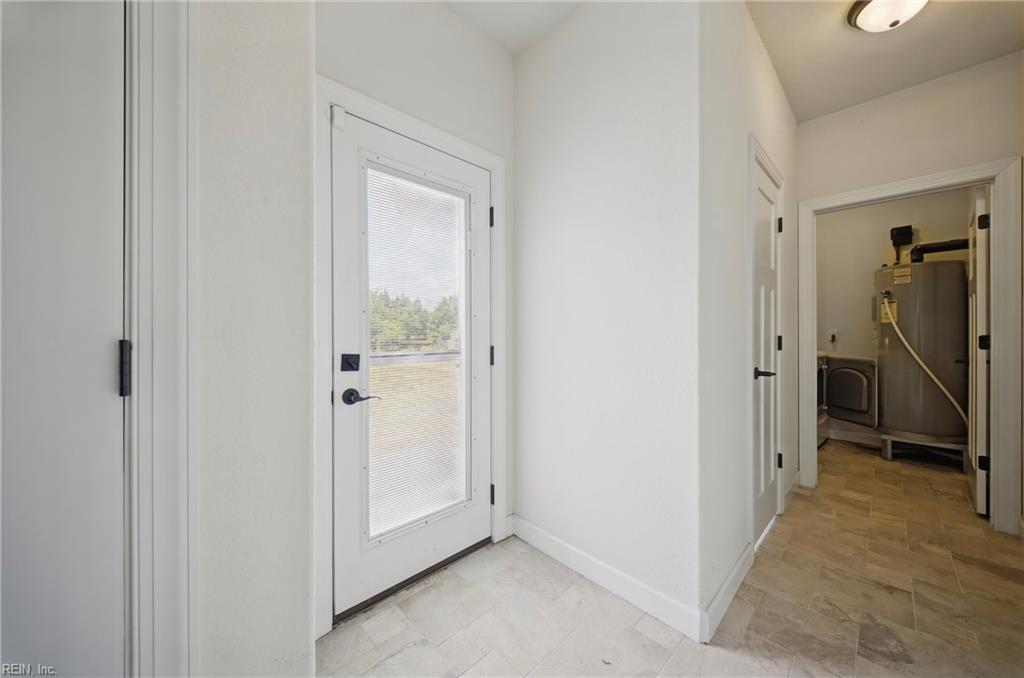 273 Collins RD