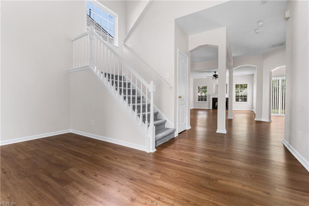 1576 Stewards WAY
