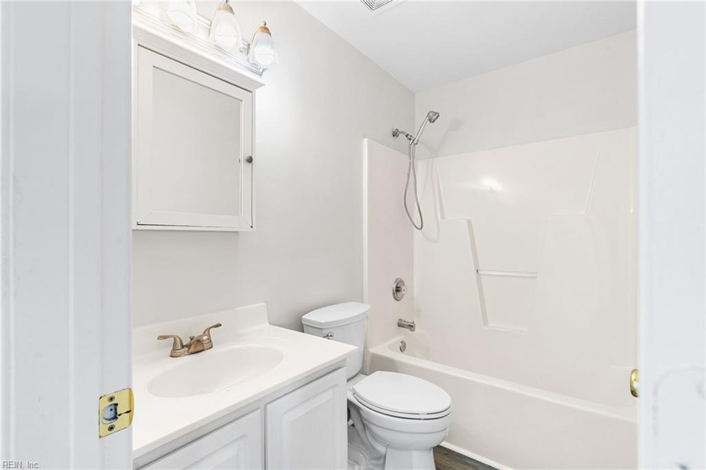 1576 Stewards WAY