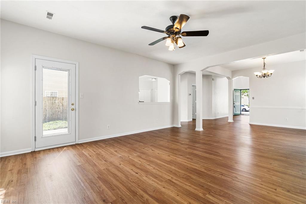 1576 Stewards WAY