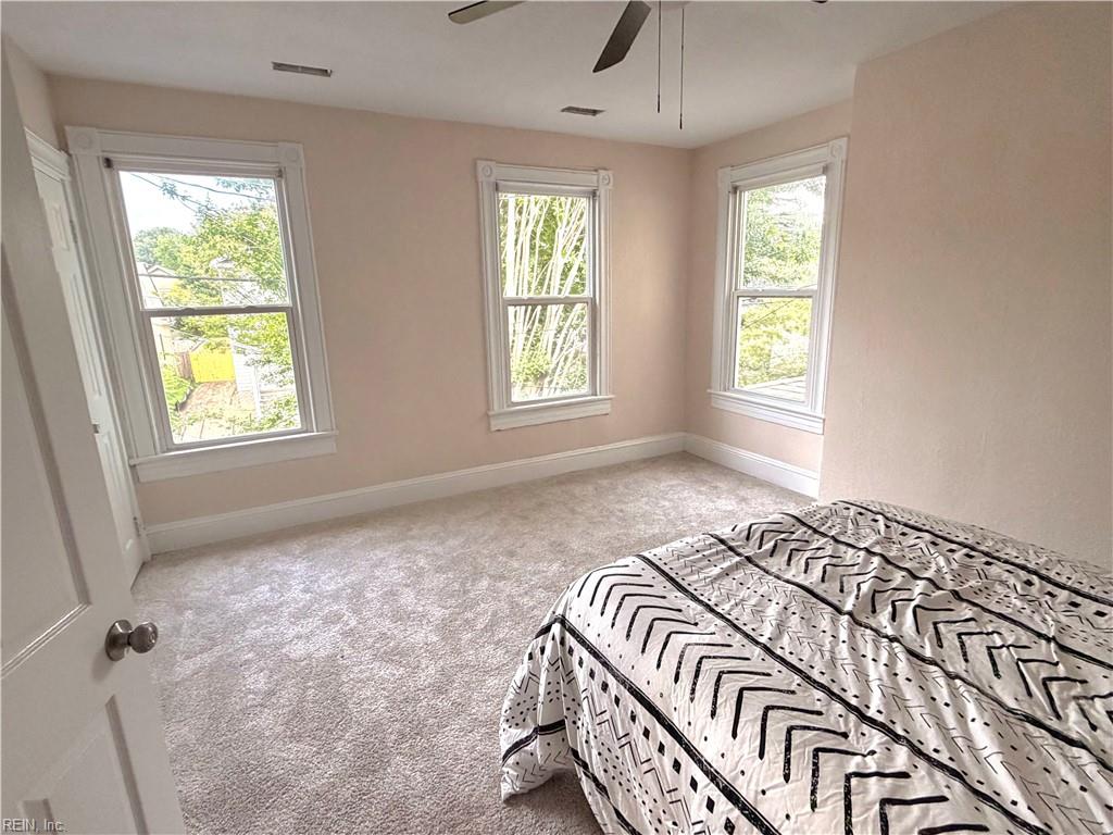 66 Elm AVE