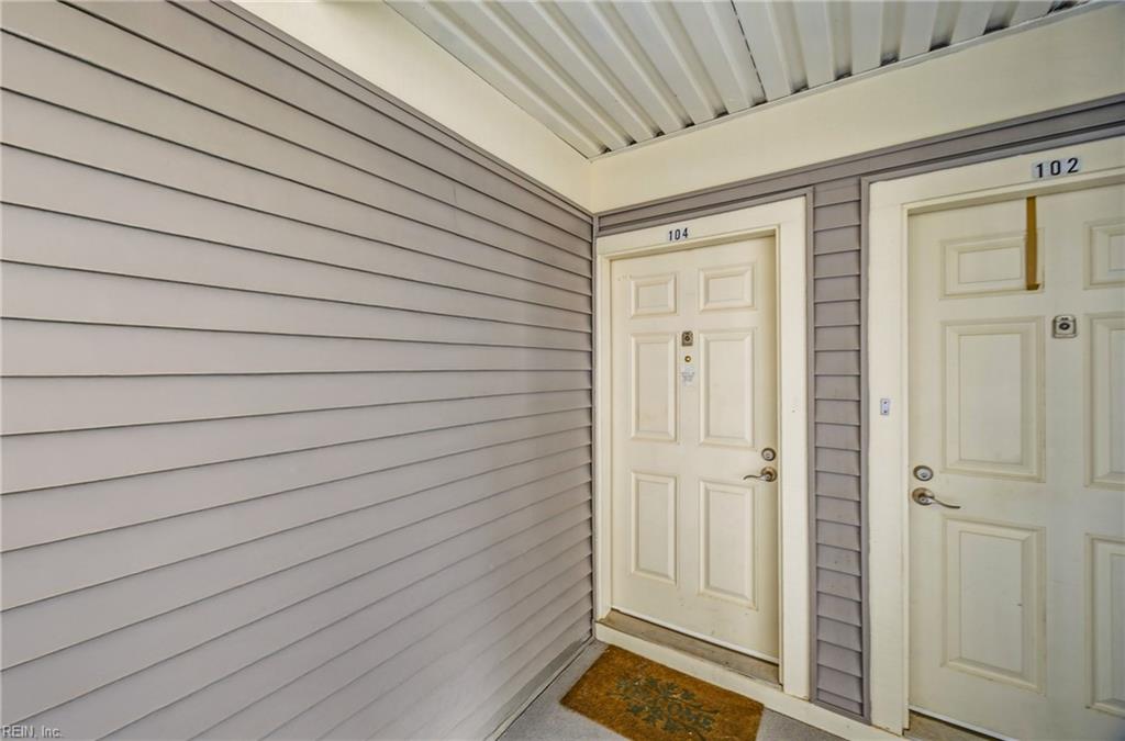 1008 Autumn Woods LN 104