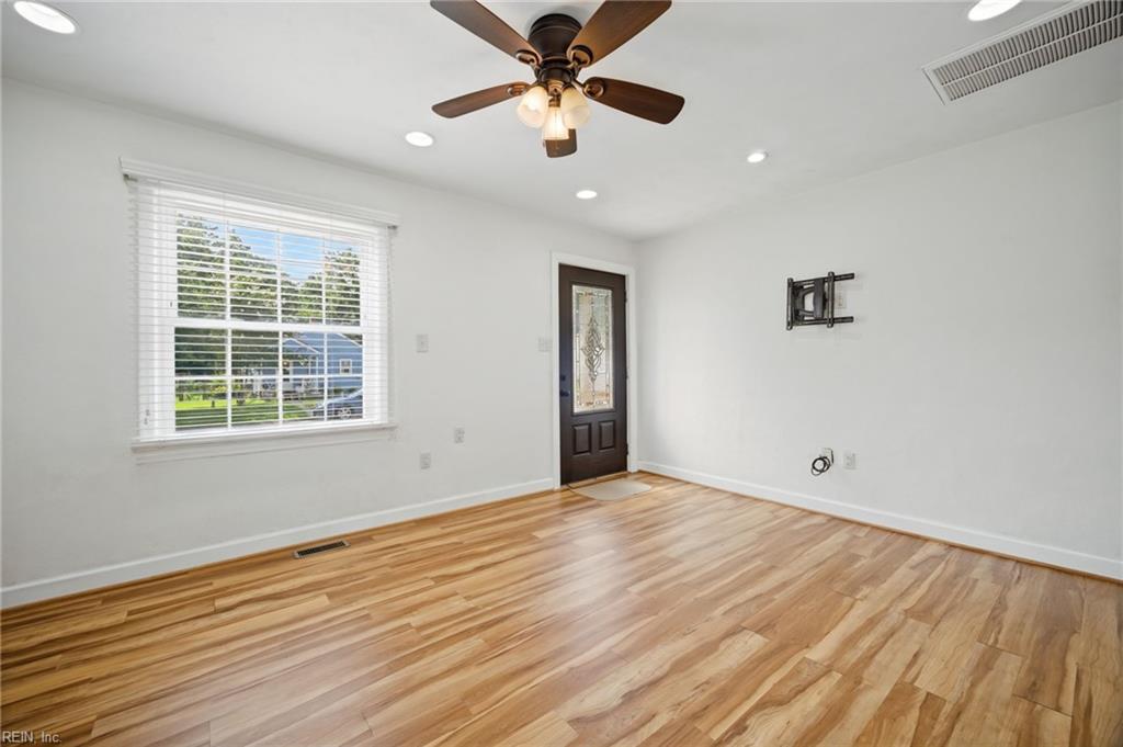 53 Greeneland BLVD