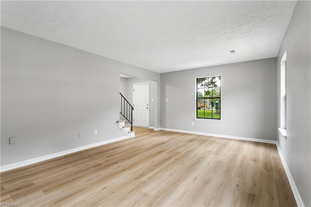 359 Deputy LN F