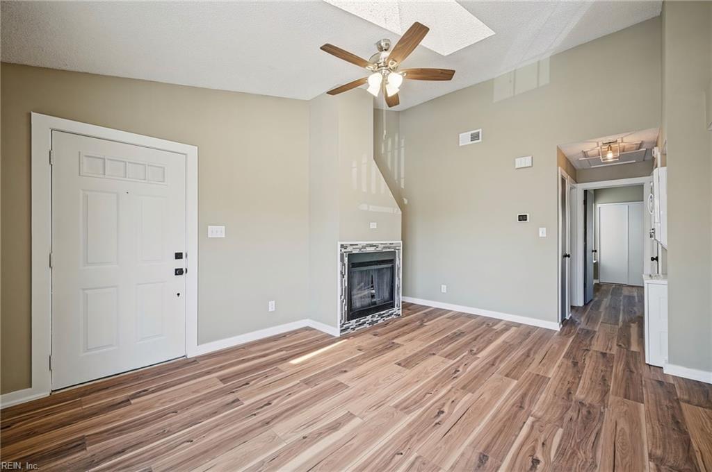 3506 Markham CT