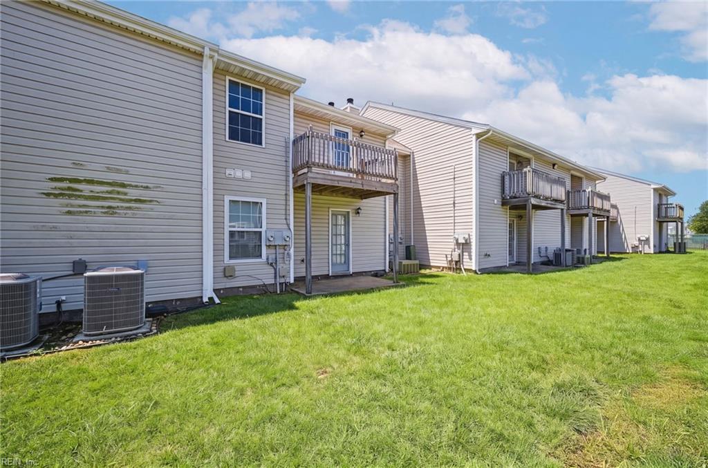 3506 Markham CT