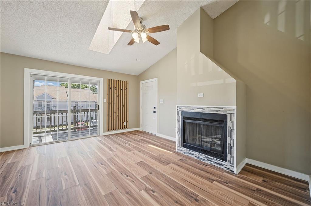 3506 Markham CT