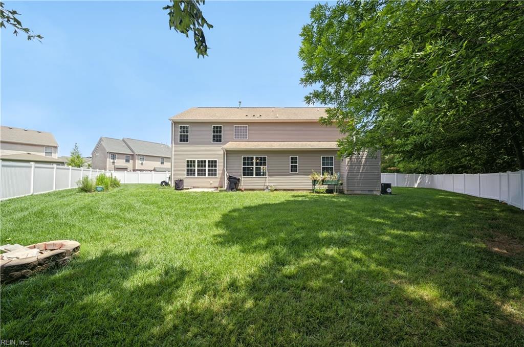 956 Elliott RD