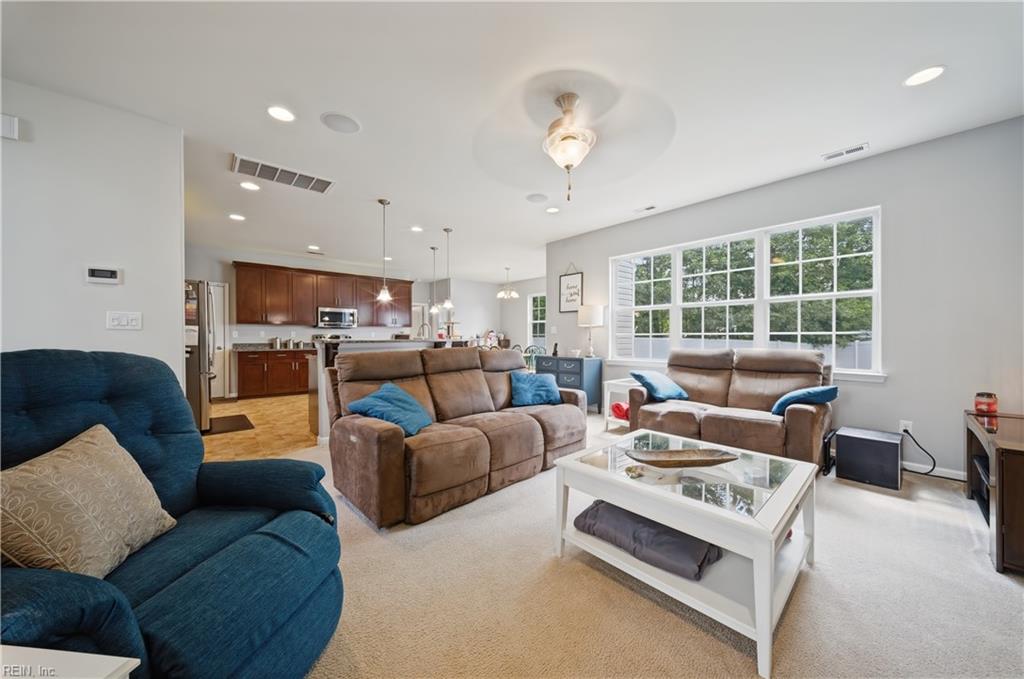956 Elliott RD