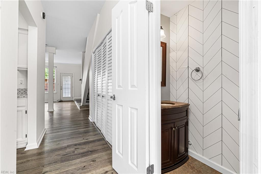 4938 April AVE