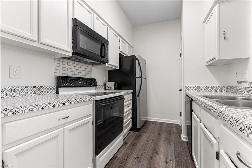 4938 April AVE