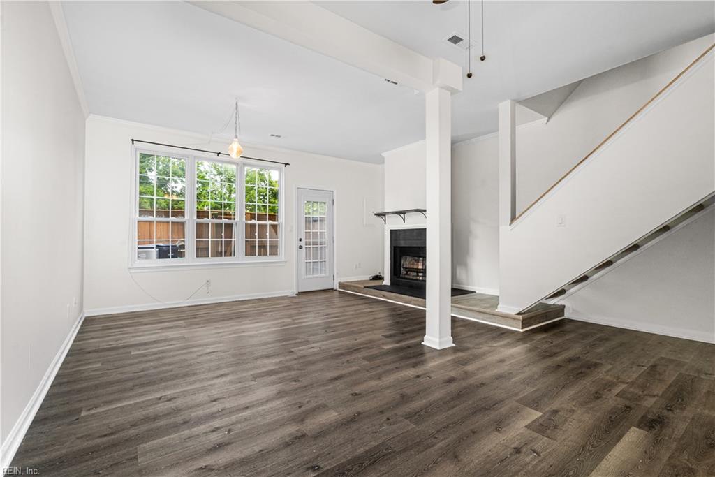 4938 April AVE