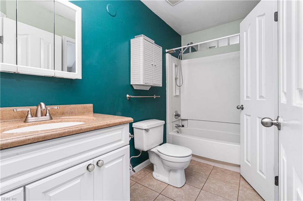 4938 April AVE
