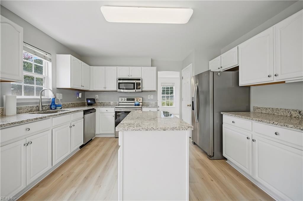 113 Kennet DR