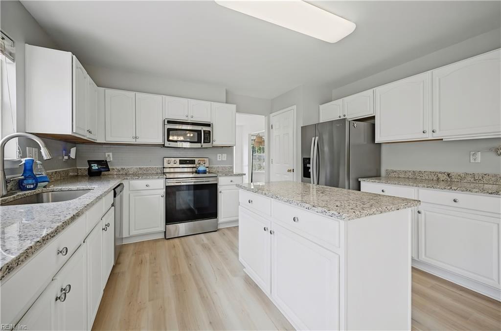 113 Kennet DR