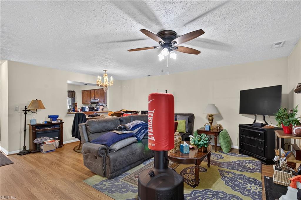 937 Monarch DR