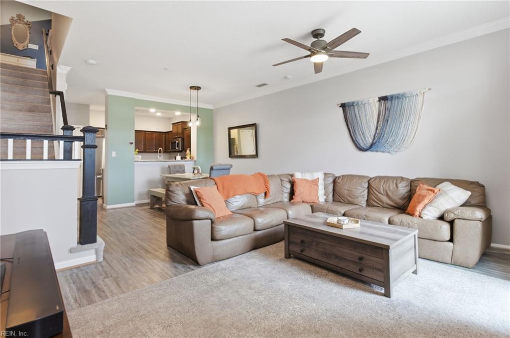 909 Kathy Ann WAY