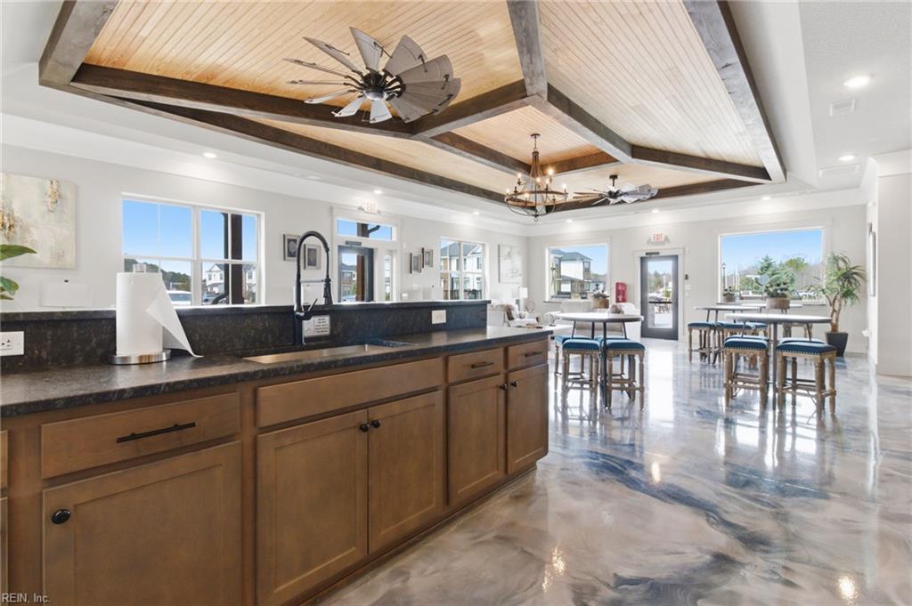 909 Kathy Ann WAY